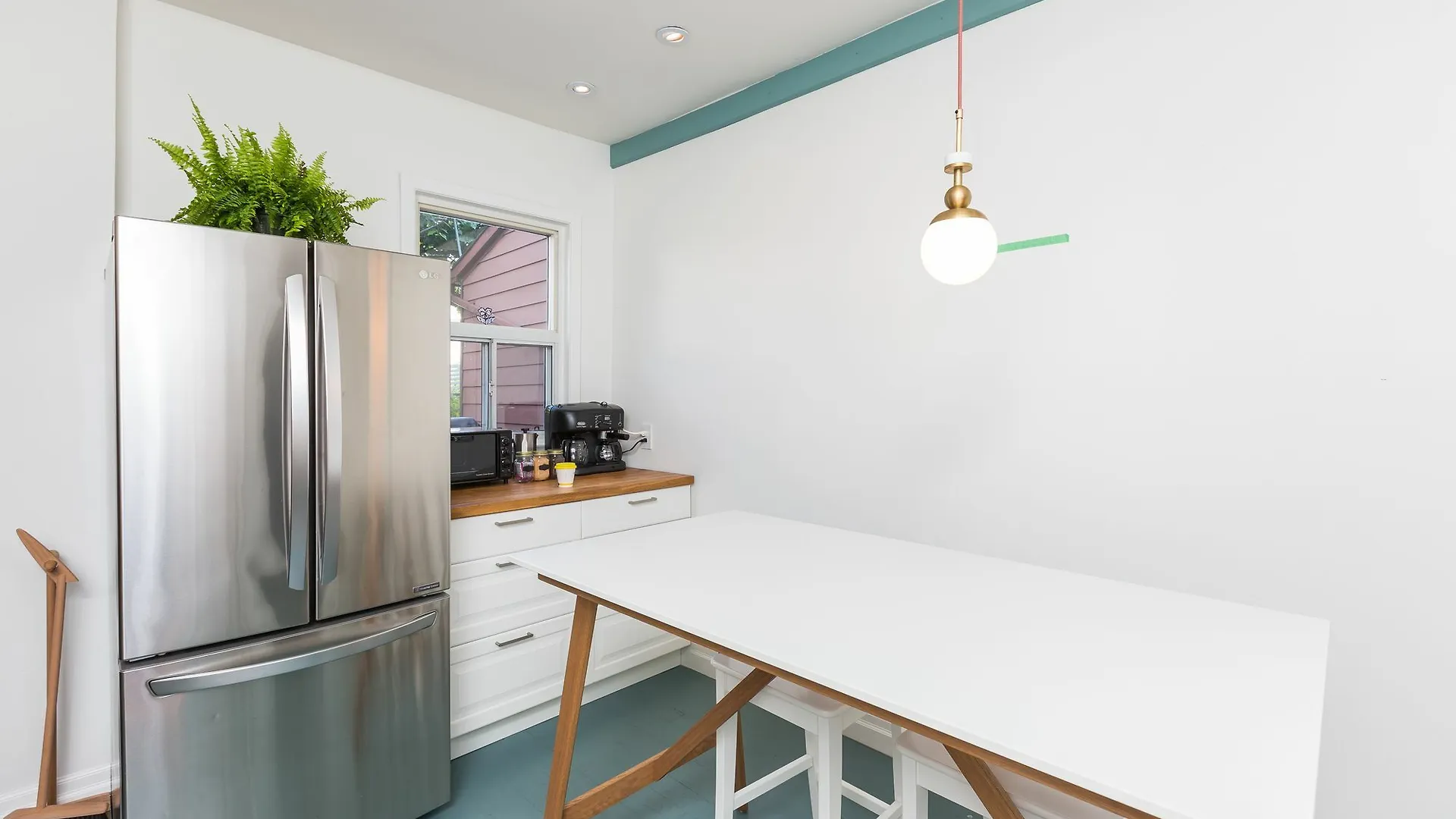 **** Hotel Applewood Suites - Queen West Toronto Canada